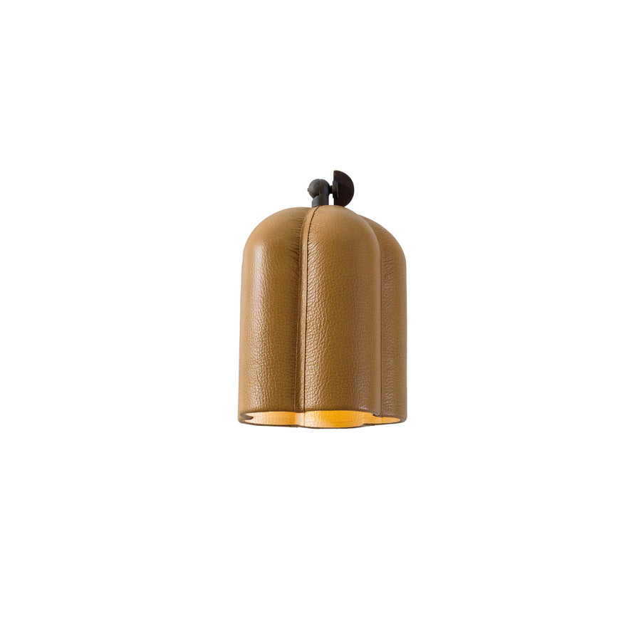 Pendant CARAÍVA double natural woven straw basket and polished brass finish