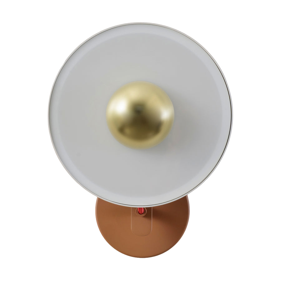 Arandela ZIGUE-ZAGUE® solo 2 microtextura argila + acrílico + botão polido + fio vermelho