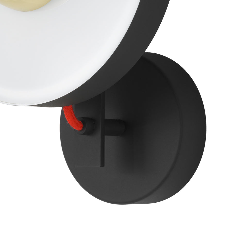 Arandela ZIGUE-ZAGUE solo 2 microtextura preta + acrílico + botão polido e fio vermelho